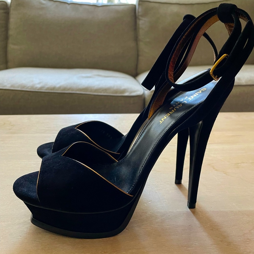Saint Laurent Tribute Black with Gold Trim - Size 8